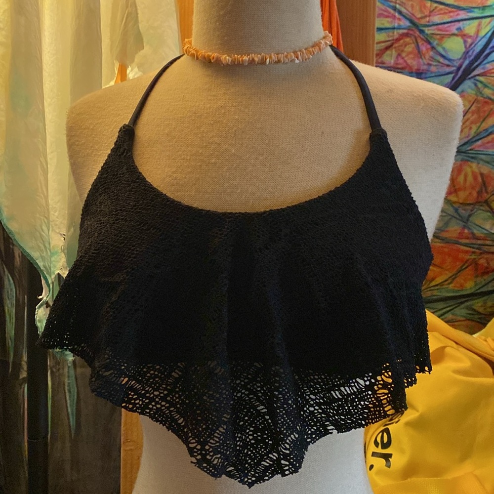 Black bikini top